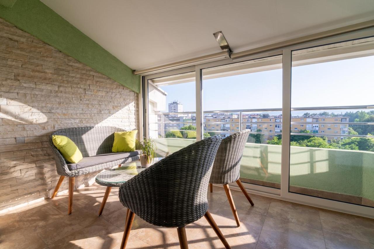 Deluxe Suite Bambi With Panoramic View Zadar Bagian luar foto