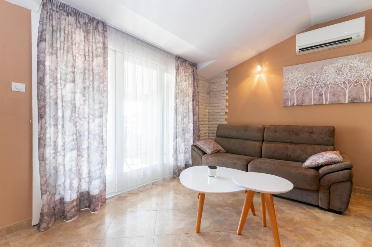 Deluxe Suite Bambi With Panoramic View Zadar Bagian luar foto