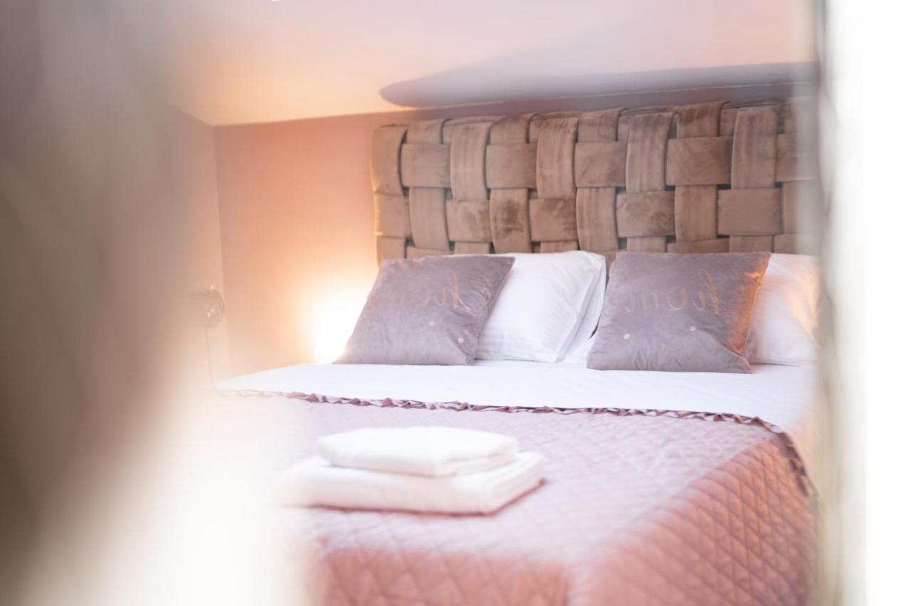 Deluxe Suite Bambi With Panoramic View Zadar Bagian luar foto